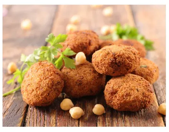 Freshly fried falafel balls
